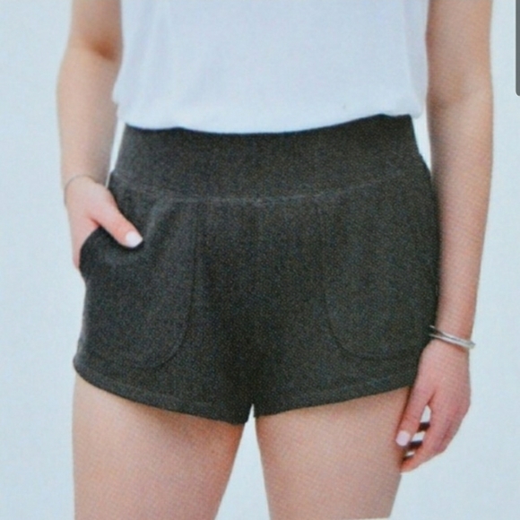 Active Life | Heather Charcoal Pocket Shorts - Picture 1 of 5